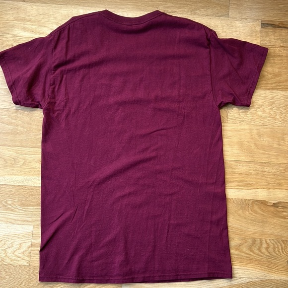 Fanatics University of Chicago t-shirt. Short sleeve. 100% Cotton. Size M. - Picture 3 of 3